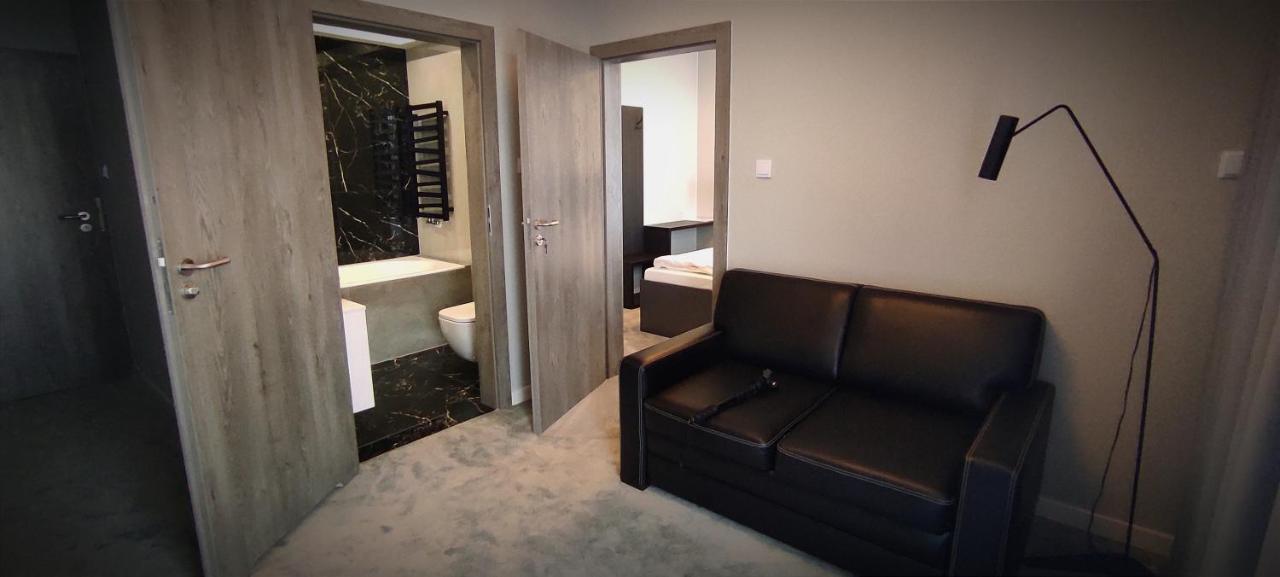 Nova Stodola Hotel Кломнице Екстериор снимка