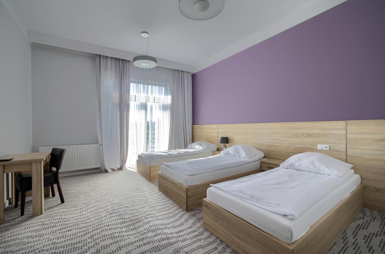 Nova Stodola Hotel Кломнице Екстериор снимка
