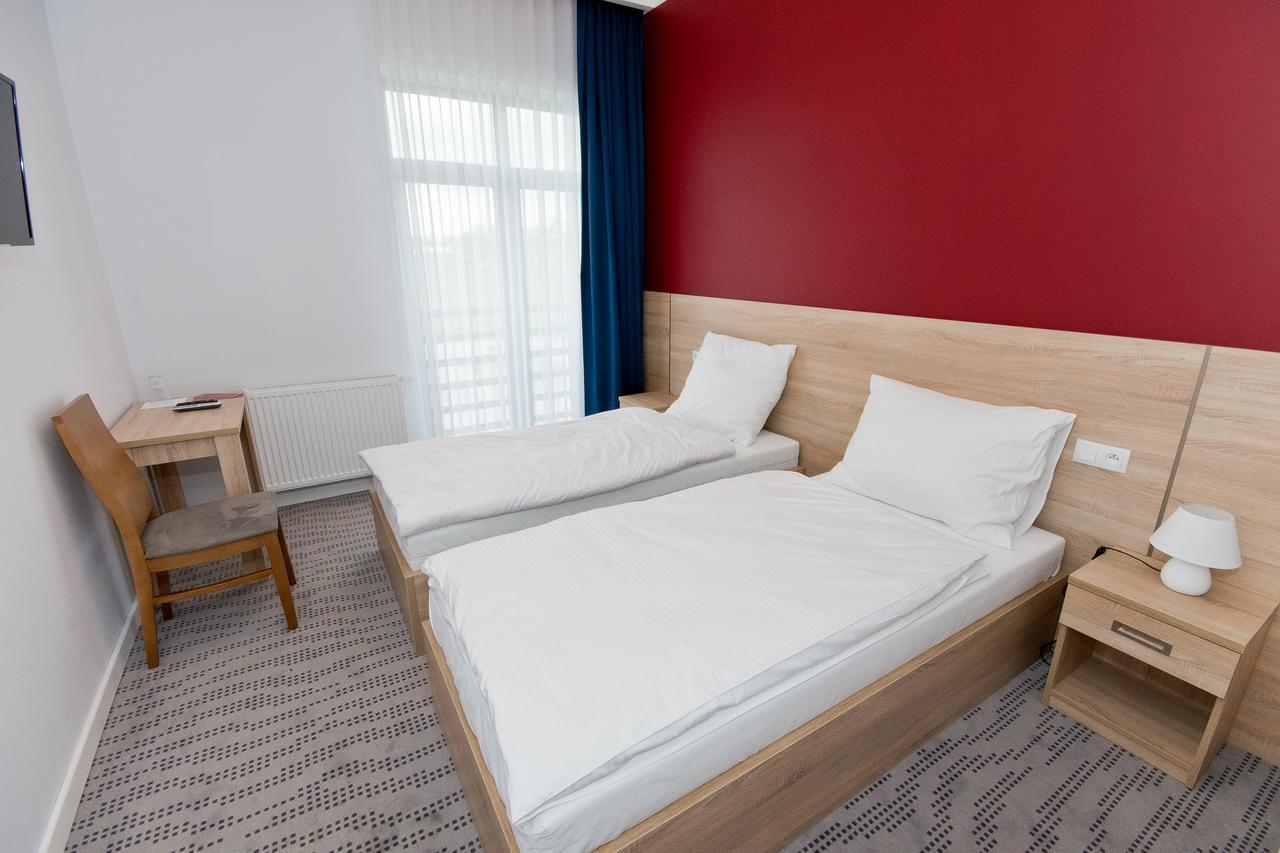 Nova Stodola Hotel Кломнице Екстериор снимка