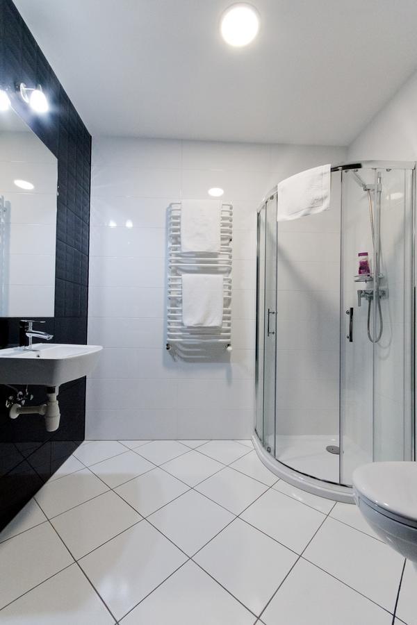 Nova Stodola Hotel Кломнице Екстериор снимка